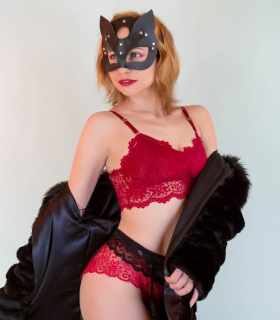 Red Lace Push-Up Bra